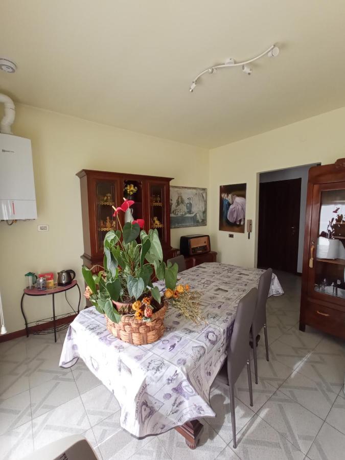 Casa Doretta - Camere Rooms Верона Экстерьер фото